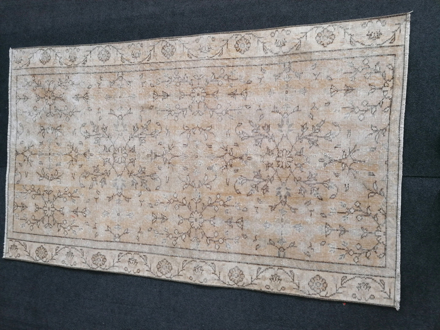 3.6 x 5.10 Muted distressed vintage rug turkish rug, muted rug oushak rug floral rug oriental rug antique rug