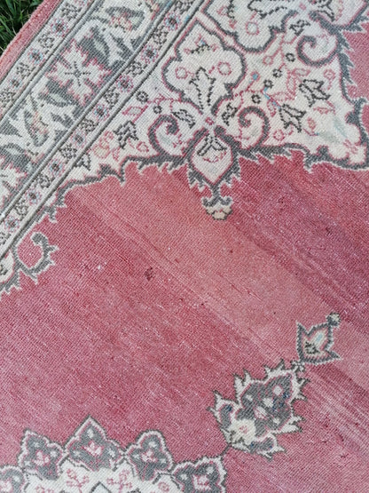 Runner rug, 3 x 8.5 turkish runner rug, hallway runner rug,kitchen runner rug, vintage