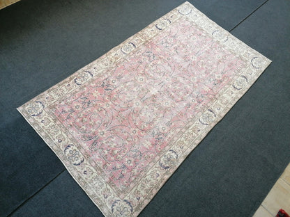 Vintage pink rug 4.6 x 8 blue vintage turkish rug, oushak rug