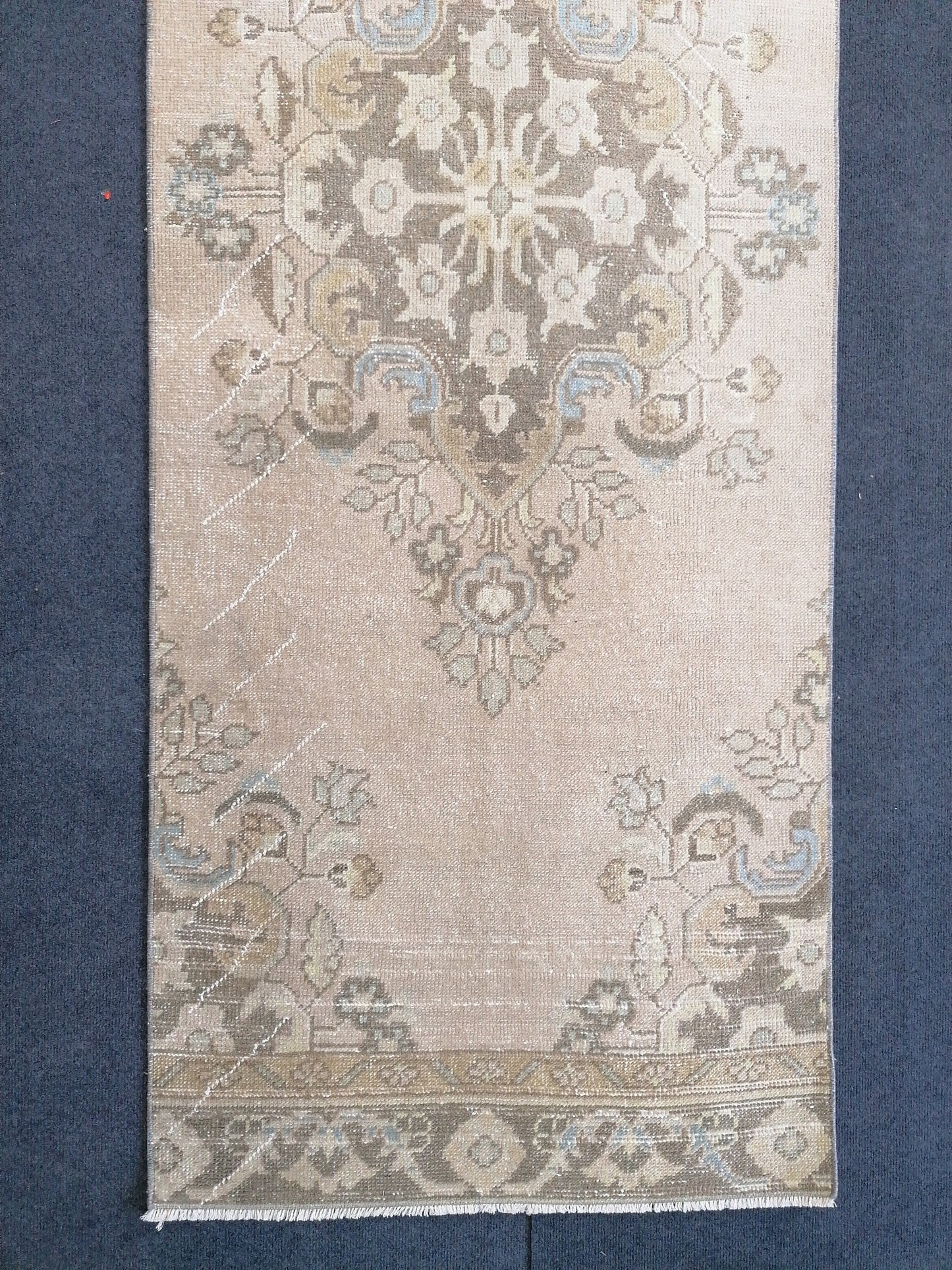 2.8 x 10.5 oushak runner rug , turkish runner rug, vintage turkish runner rug,