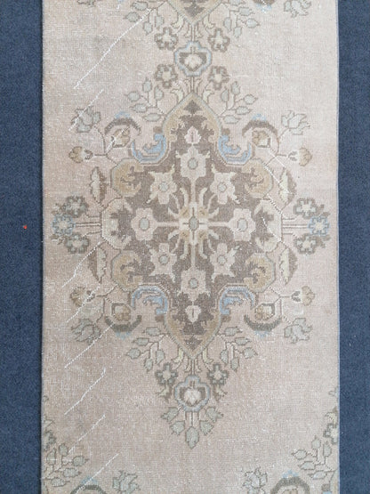 2.8 x 10.5 oushak runner rug , turkish runner rug, vintage turkish runner rug,