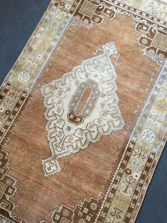 3.5 x 6 muted color natural wool handmade bedroom rug, vintage rug