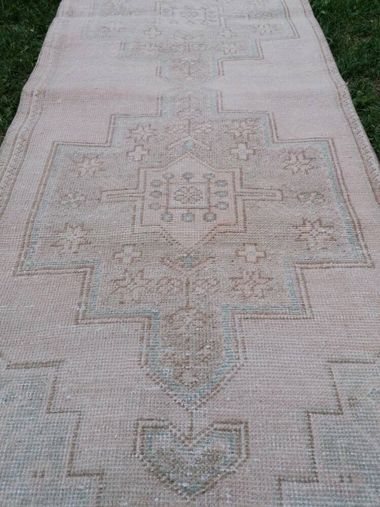 2.7 x 8.4 Muted hallway wool runner rug  handmade runner  vintage oushak runner, turkish runner rug