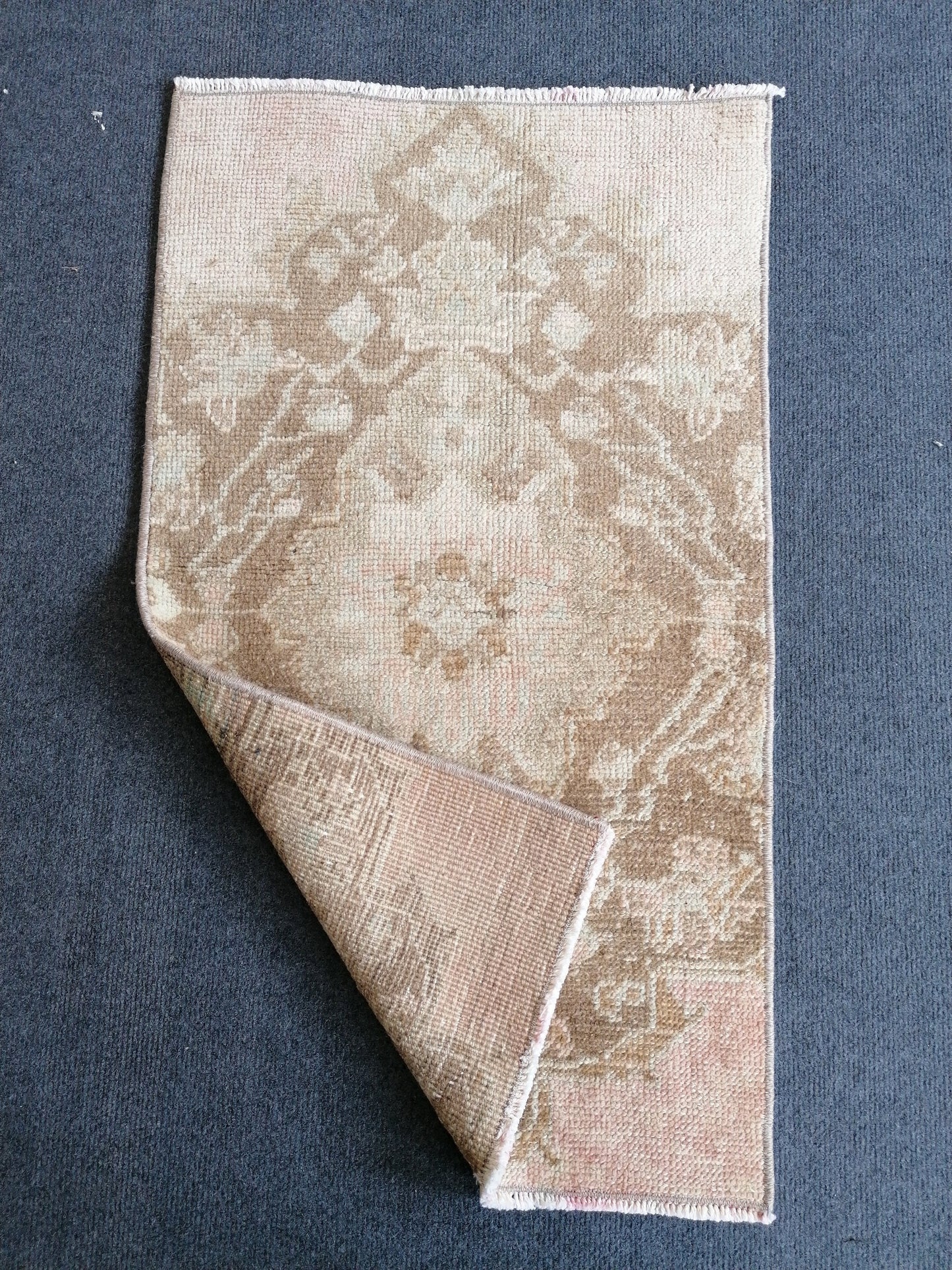 1.7 x 2.9 Oushak turkish small rug,turkish rug,oushak rug,vintage rug,kitchen rug,