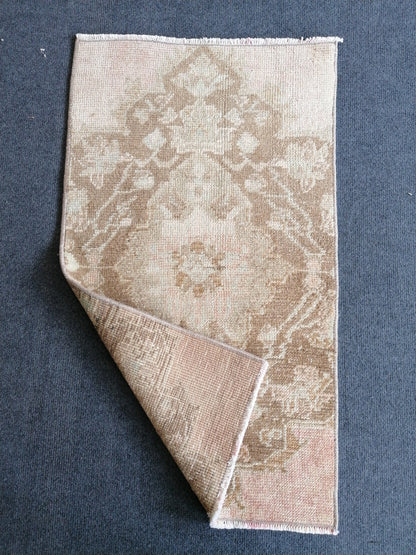 1.7 x 2.9 Oushak turkish small rug,turkish rug,oushak rug,vintage rug,kitchen rug,
