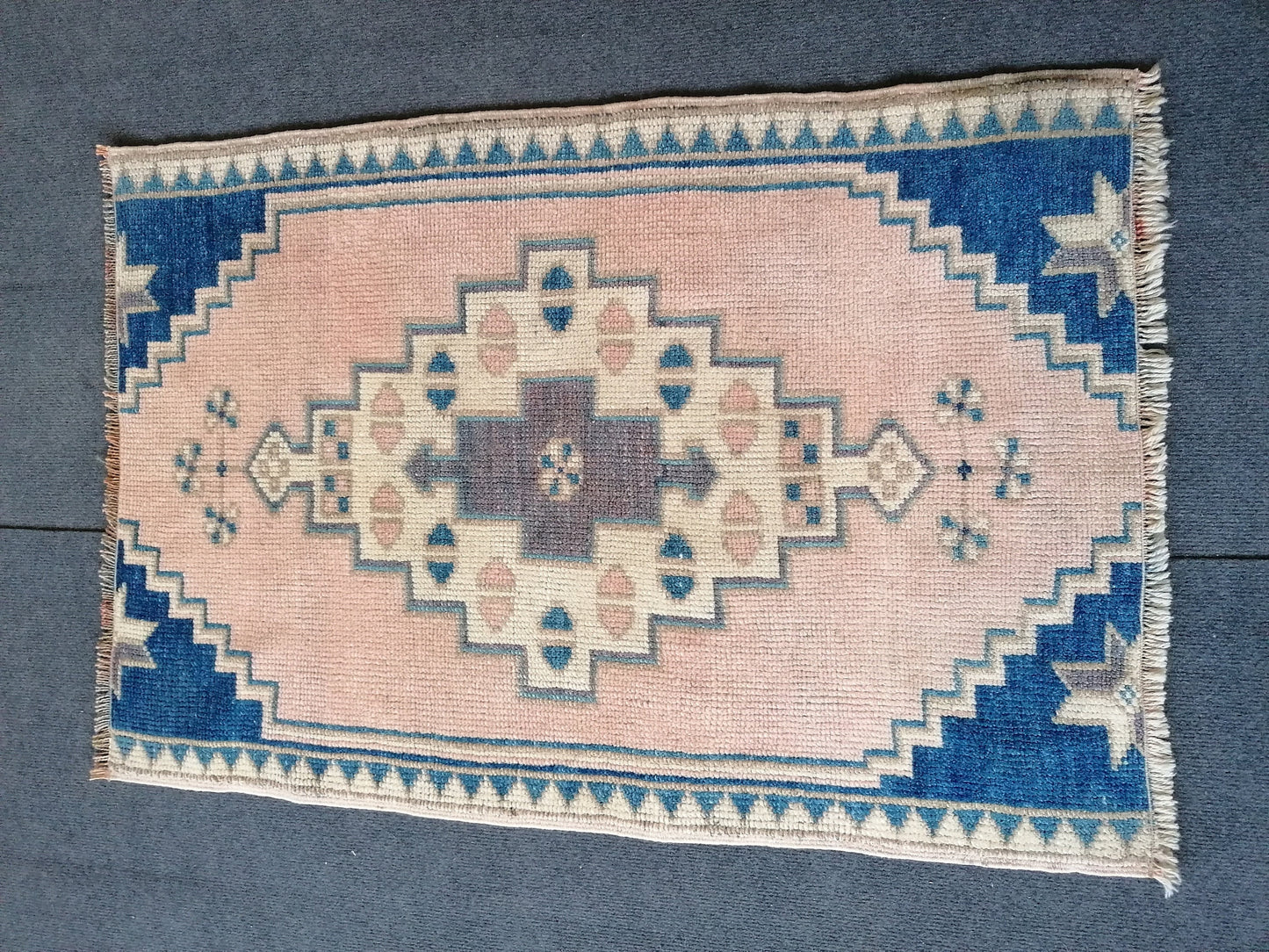 2.4 x 3.4 Vintage small rug,turkish rug,oushak rug, entryway rug,kitchen rug,