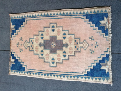 2.4 x 3.4 Vintage small rug,turkish rug,oushak rug, entryway rug,kitchen rug,