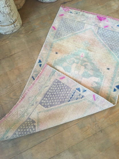 1.6 x 3.1 feet handmade small turkish rug, mini bathroom floor rug, vintage oushak rugs