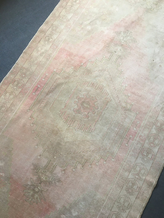 4x8 living room middle rug, handmade pink kitchen rug