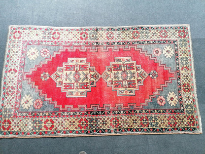 6.3 x 3.7 feet Vintage turkish rug,  oushak vintage rug ,kitchen rug, vintage anatolian rug