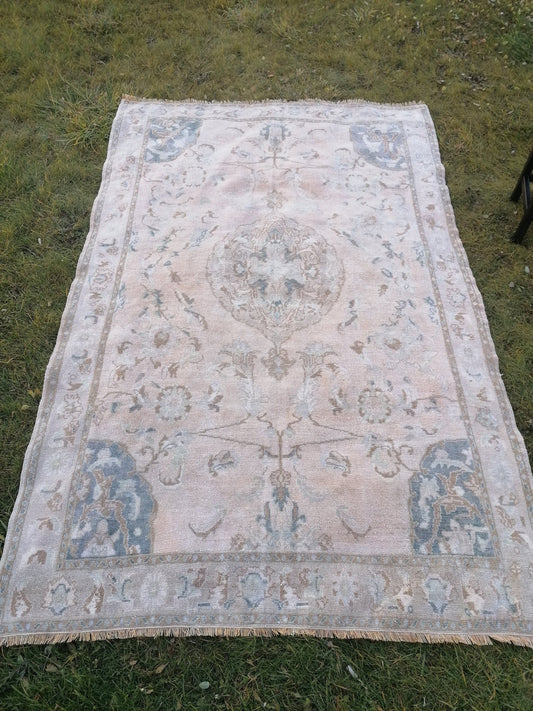 Muted turkish rug 8.2 x 5.4 pastel turkish rug, vintage turkish rug, oushak vintage rug, vintage anatolian handmade rug