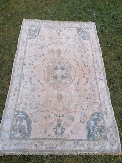 Muted turkish rug 8.2 x 5.4 pastel turkish rug, vintage turkish rug, oushak vintage rug, vintage anatolian handmade rug