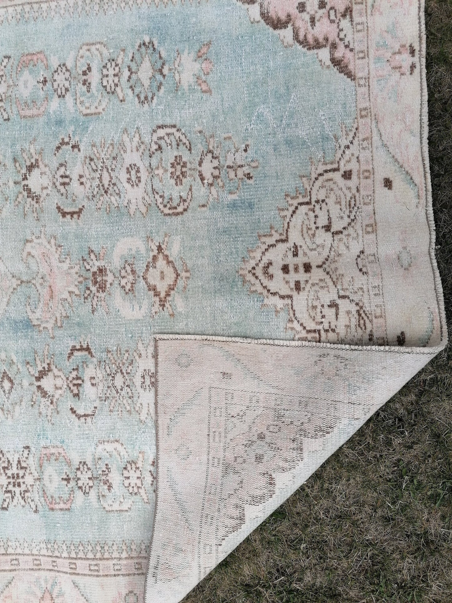 Vintage rug, 5.8 x 9 wool oushak rug, handmade area rug