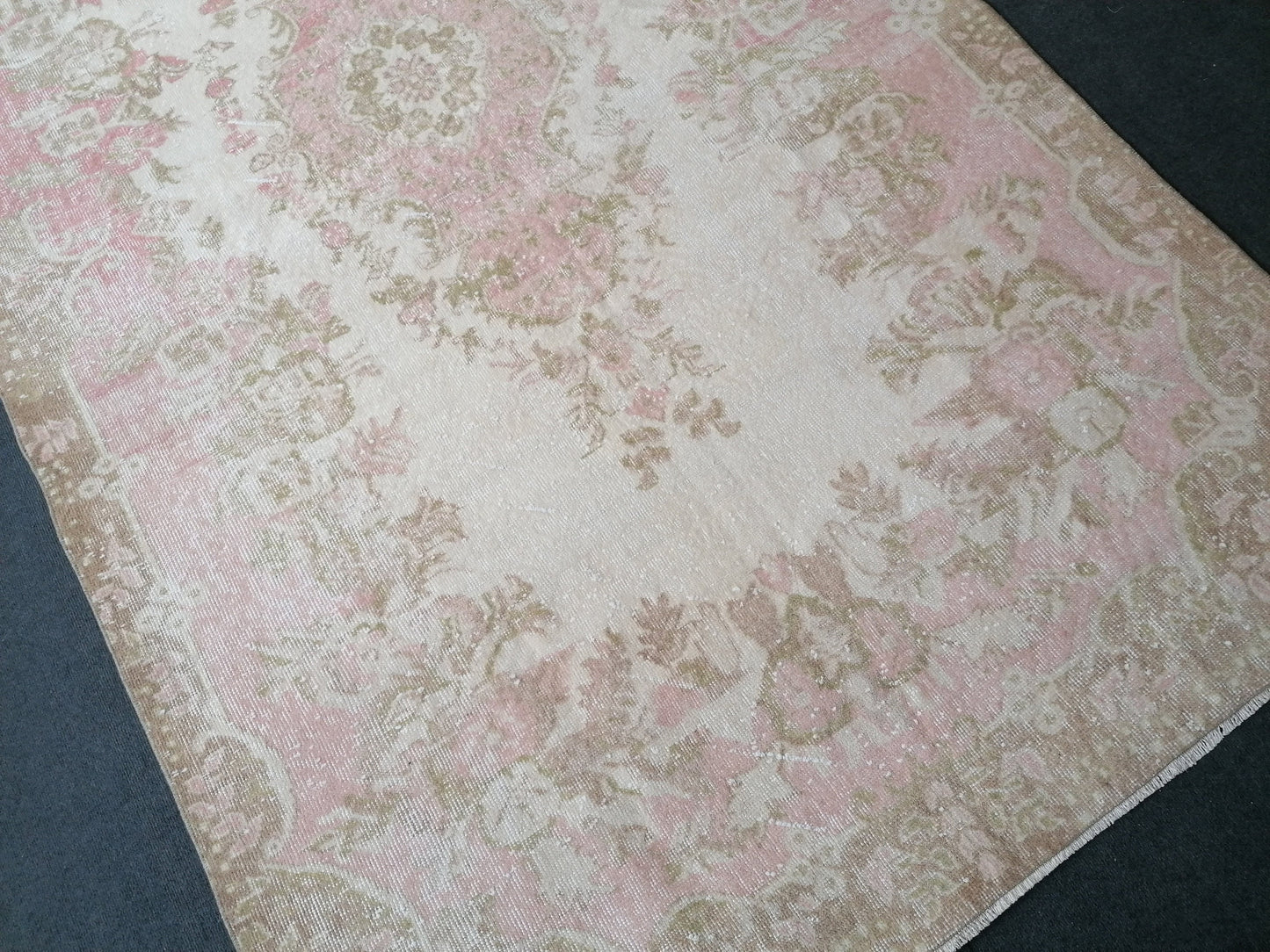 5.6 x 9.4 Large turkısh vıntage rug vıntage oushak rug,