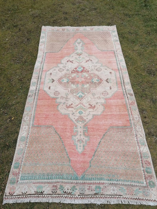 4 x 7.10 turkish rug, vintage rug, oushak vintage rug, kitchen rug