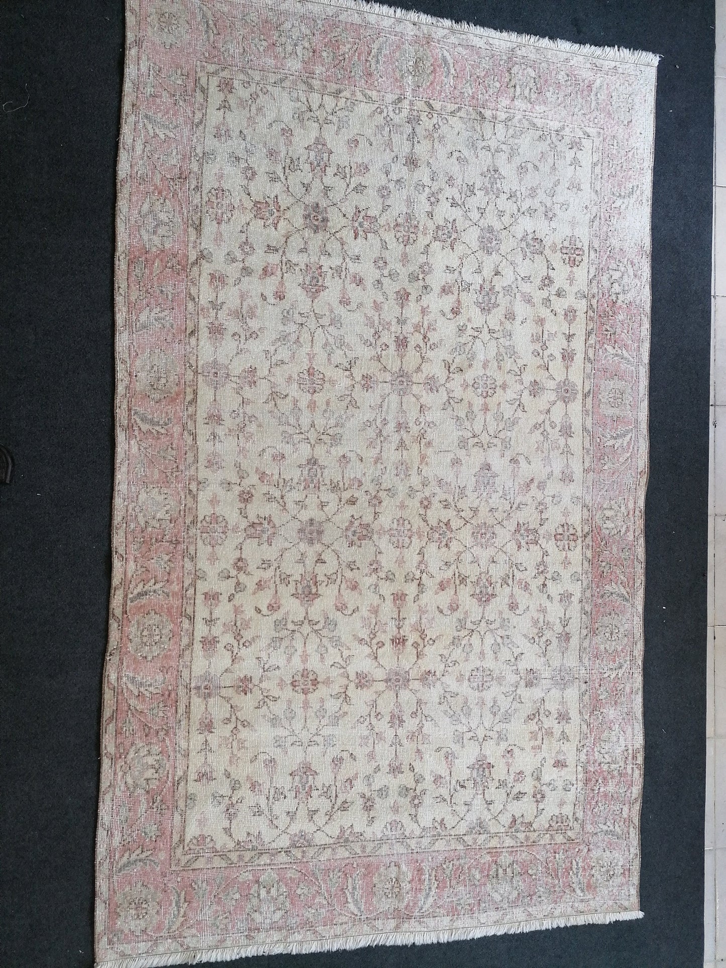 6 x 8 vintage turkish rug, muted distressed vintage rug, oushak rug,