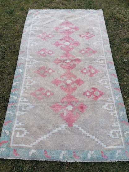 Vintage oushak rug, turkish rug 4.7 x 8 pastel vintage rug, handmade wool runner,