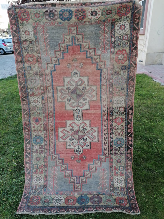 3.7 x 6.7 Vintage turkish rug, oushak vintage rug, kitchen rug,
