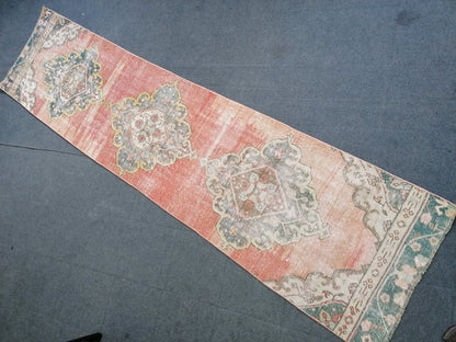 2.6 x 10.4 0ushak turkish runner rug, vintage rug, vintage handmade rug