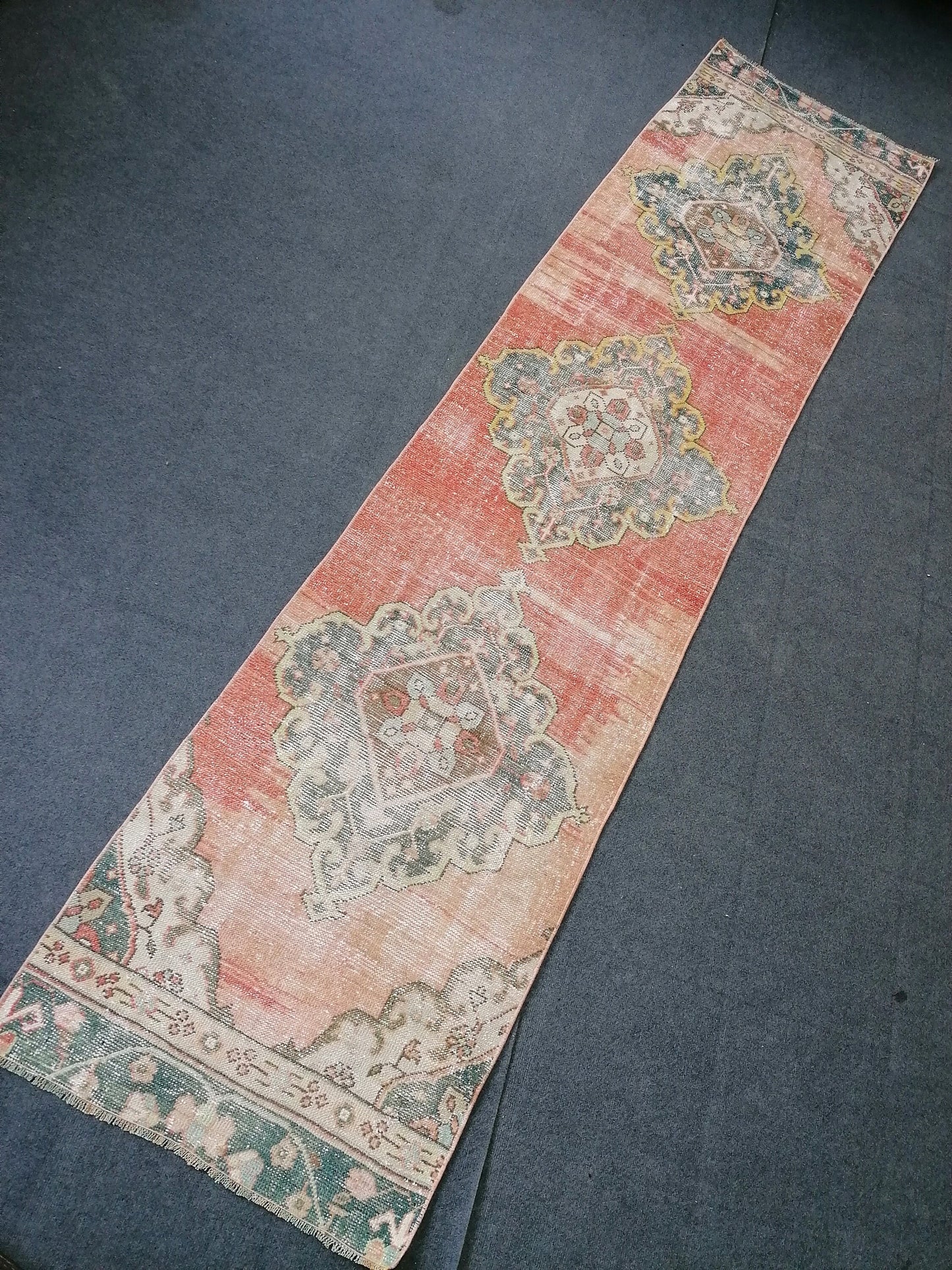 2.6 x 10.4 0ushak turkish runner rug, vintage rug, vintage handmade rug