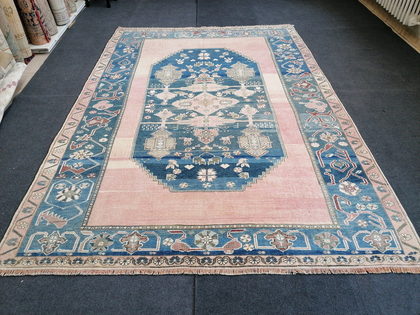 6.2 x 9 oushak vintage rug, turkish oushak rug rustic unsual tribal rug