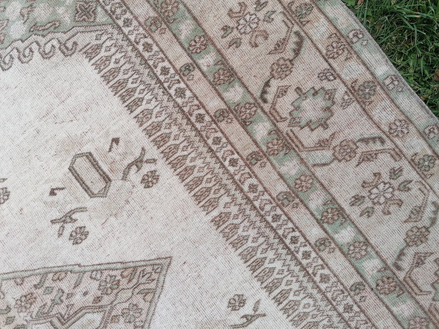 5.6 x 7.6 oushak wool rug large muted turkısh rug, neutral vıntage handmade rug,