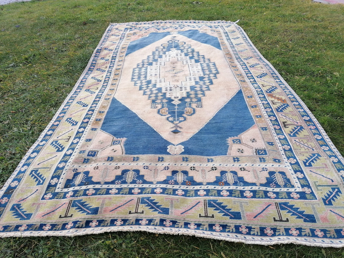 5.9 x 10.7 Turkish rug vintage rug, turkish oushak rug