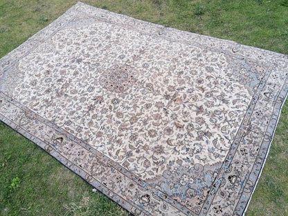 Persian wool rug 6.4 x 9.6 vintage living room rug