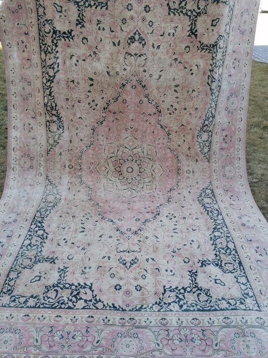 6.7 x 10.2 vintage rug. turkish oushak rug rustic, tribal rug retro rug traditional turkish rug