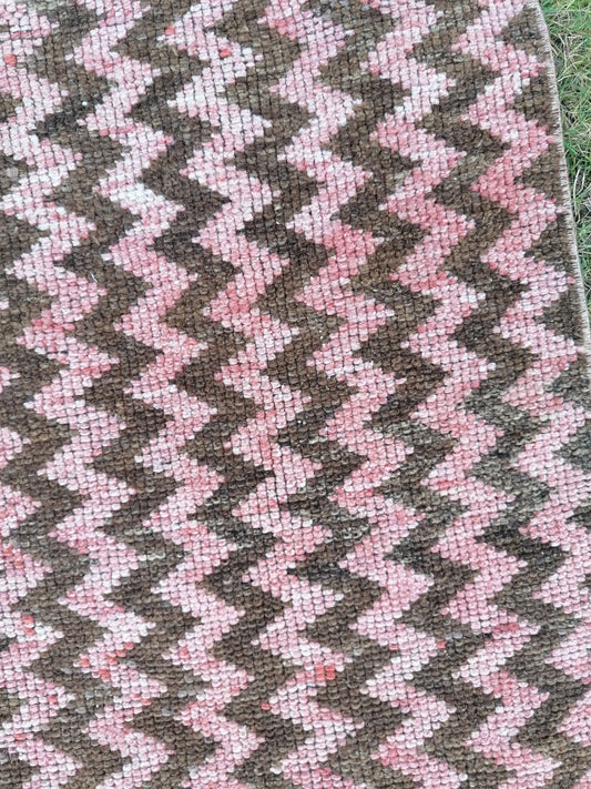 2.8 x 10.4 kitchen runner rug, Turkish runner, kitchen runner, handmade rug