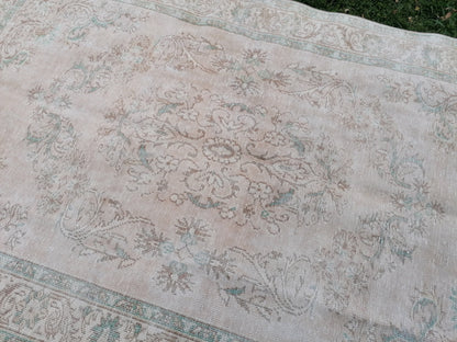 Oushak rug 6 x 9.4 distressed vintage rug, faded living room rug anatolian rug