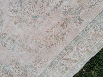 Oushak rug 6 x 9.4 distressed vintage rug, faded living room rug anatolian rug