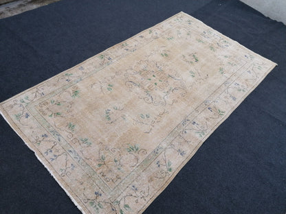 8.6 x 4.10 Oushak turkish rug, vintage rug, kitchen rug