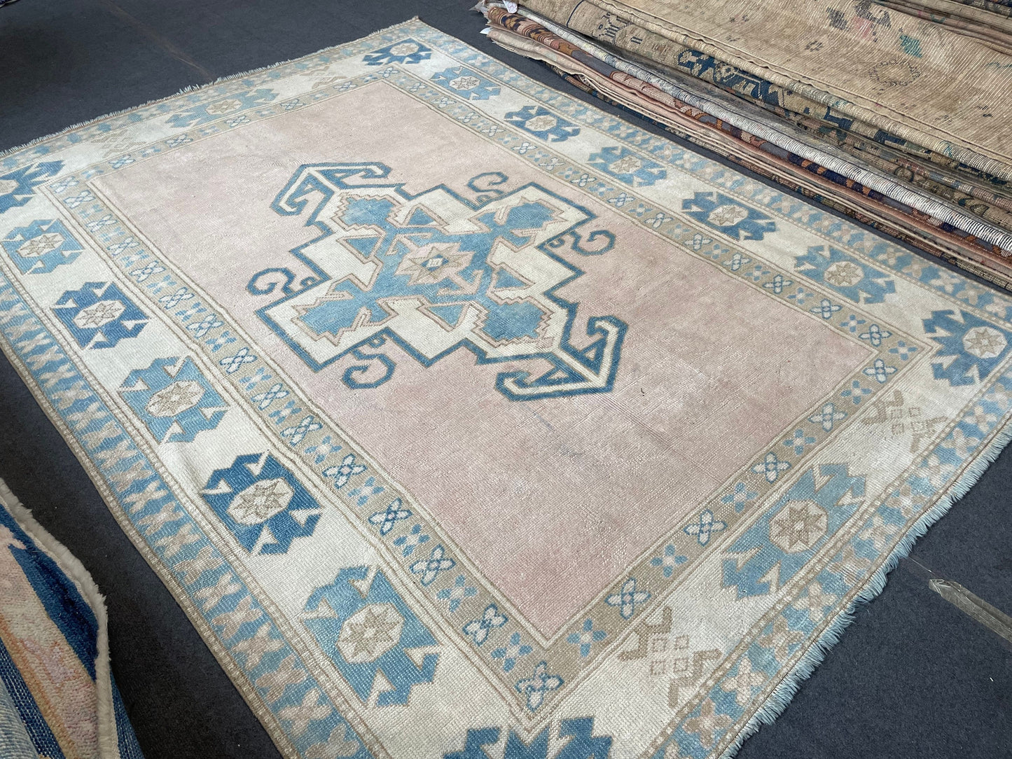 5.9 x 7.9 Vintage turkish rug, oushak rug, handmade wool rug