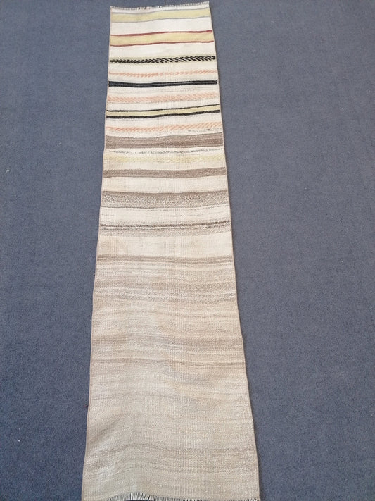 Vintage rug , flat woven kilim rug with embroidery rug, oriental carpet, vintage kilim rug wool carpet rug, flat pile rug 1.9 x 7 feet