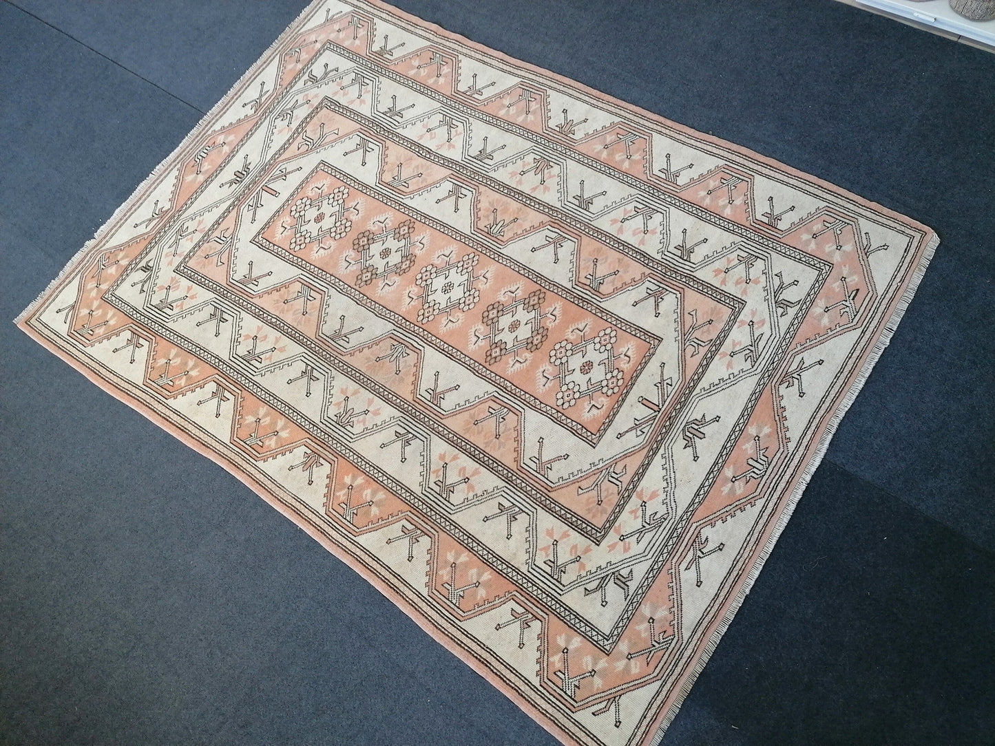 Vintage handmade wool rug 5.5 x 7.4 turkish rug, Oushak rug