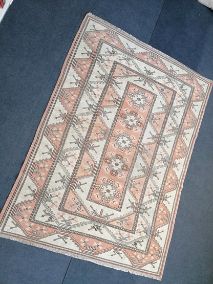 Vintage handmade wool rug 5.5 x 7.4 turkish rug, Oushak rug