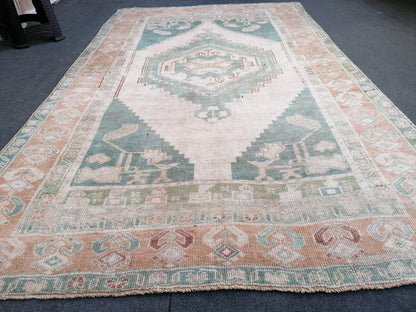 Vıntage rug 5.5 x 8.9 turkish vıntage rug, oushak large rug, hand made wool rug,