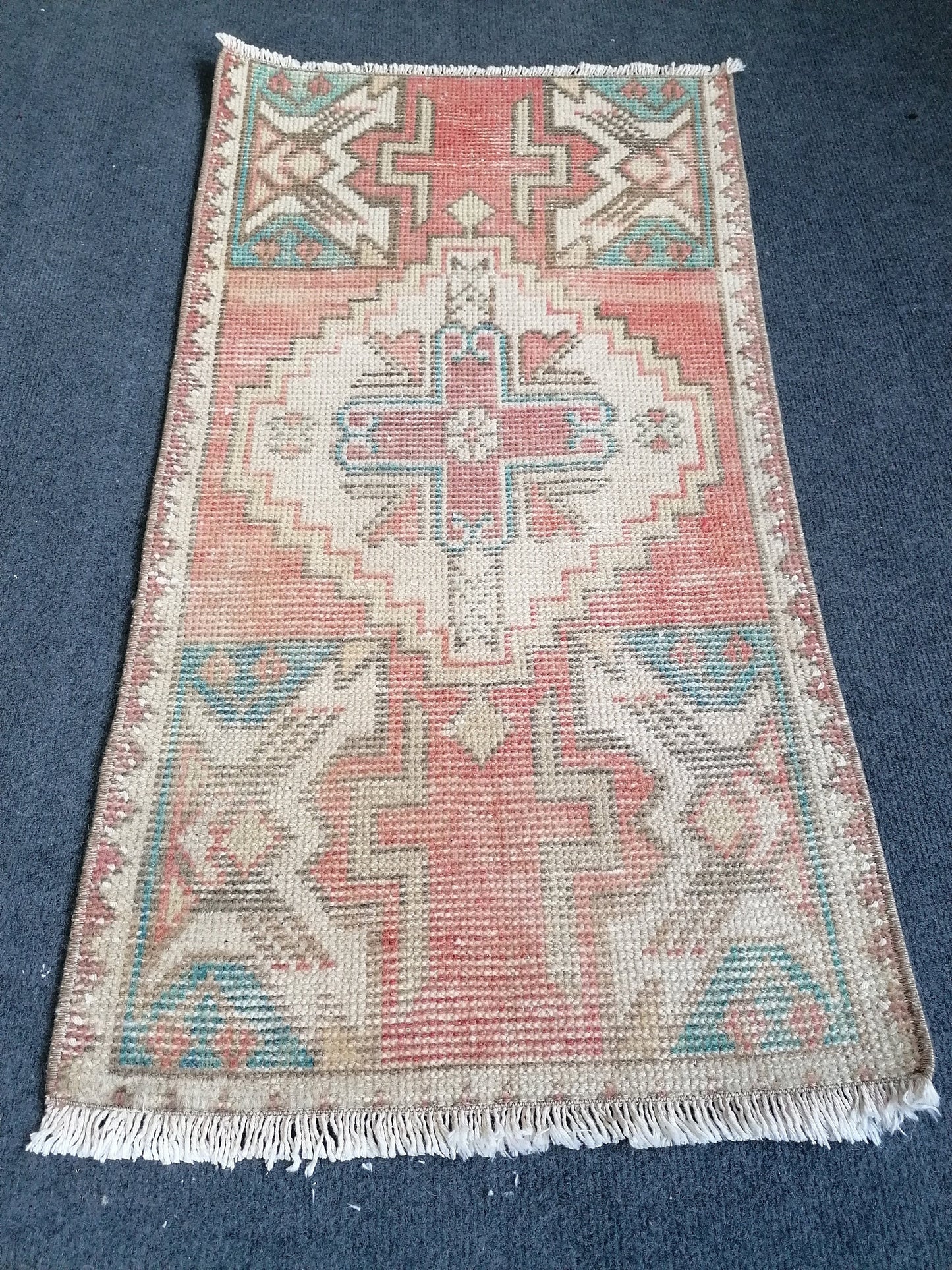 1.6 x 2.10 Oushak turkish small  rug,turkish rug,oushak rug,vintage rug,kitchen rug,vintage oushak rug,