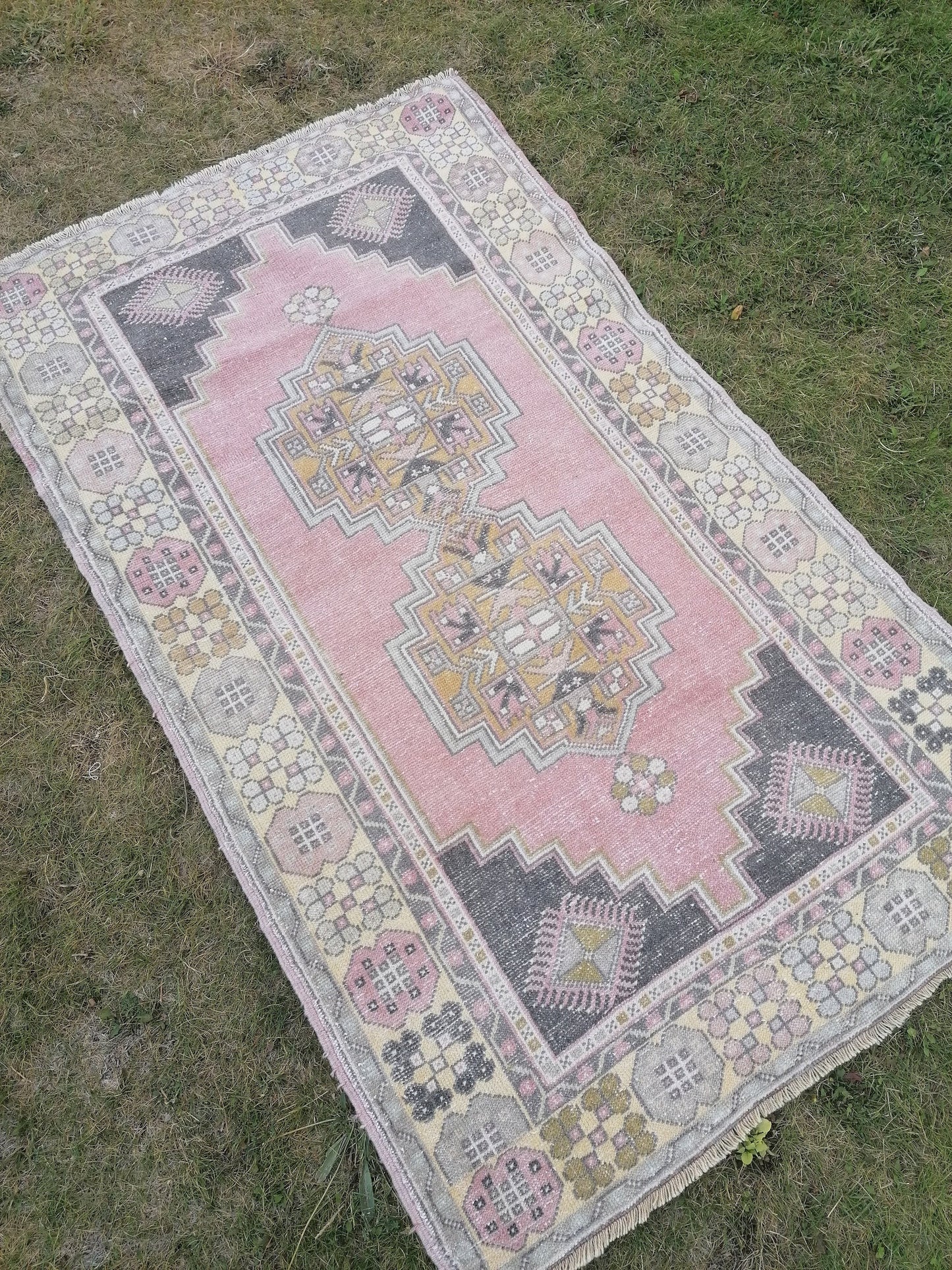 4 x 6.5 Turkish rug,vintage rug,vintage oushak rug  vintage hand made wool rug, kitchen rug