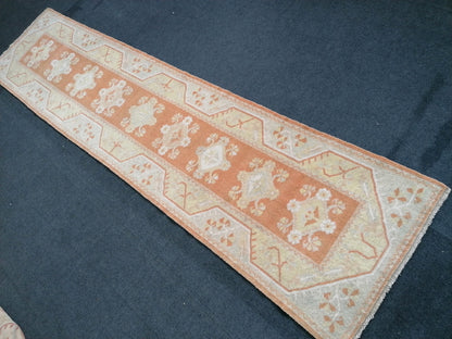 2.6 x 10.2 Oushak Runner rug, turkish runner rug, vintage runner rug, hallway runner rug, kitchen runner rug,