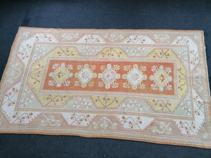 5 x 9 Turkish rug vintage turkish rug,  oushak vintage rug, kitchen rug, vintage anatolian rug, unique handmade
