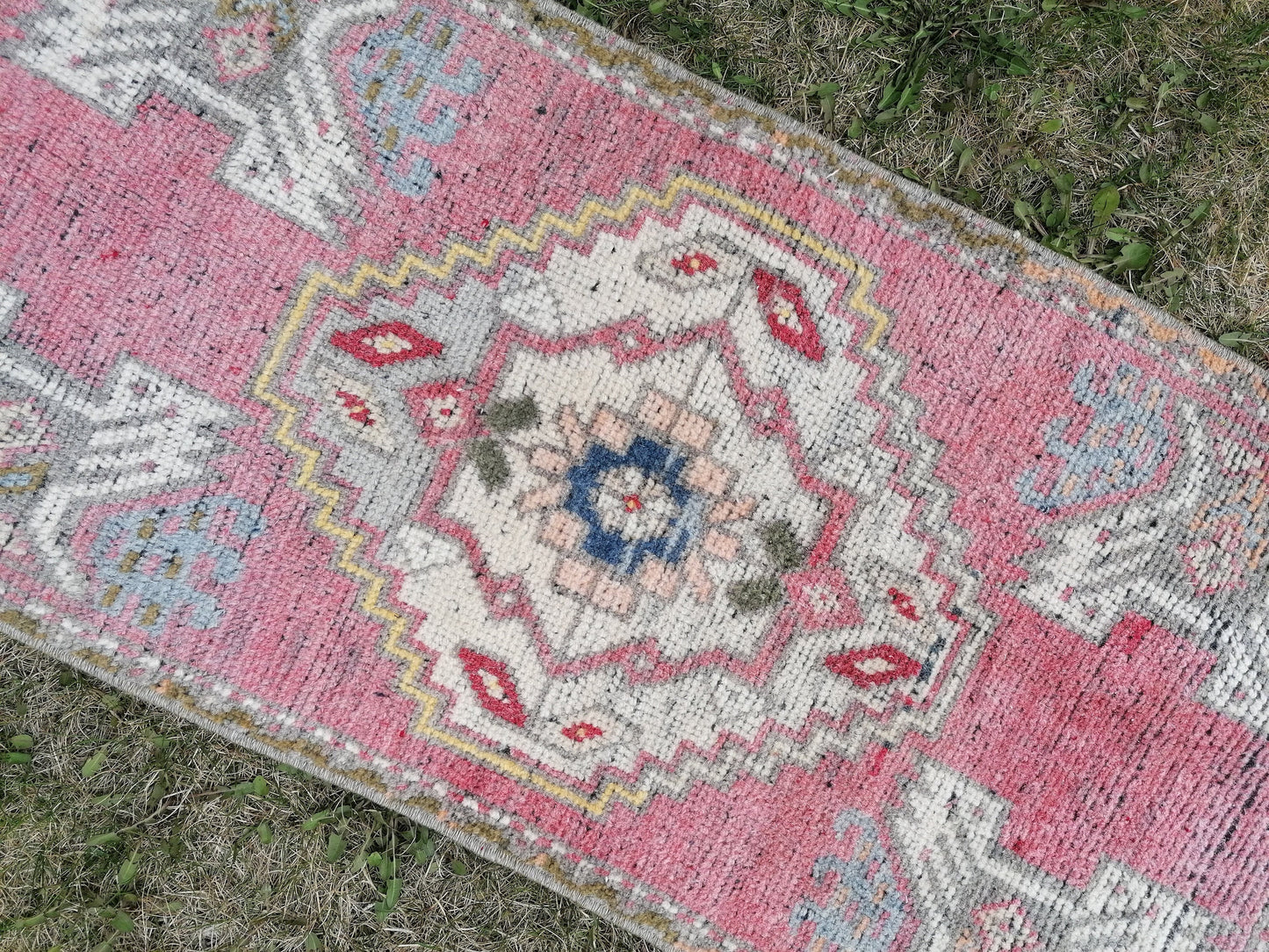 1.6 x 3.2 Vintage oushak small rug. vintage handmade