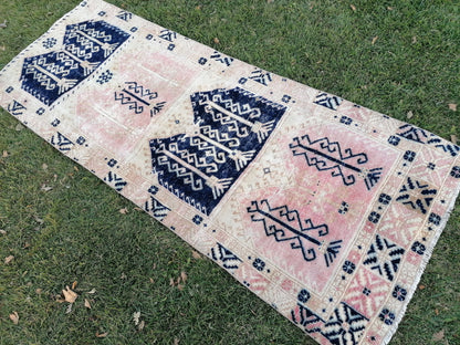 3.2 x 8.2 Oushak vintage rug vintage hand made rug  living room rug, area rug