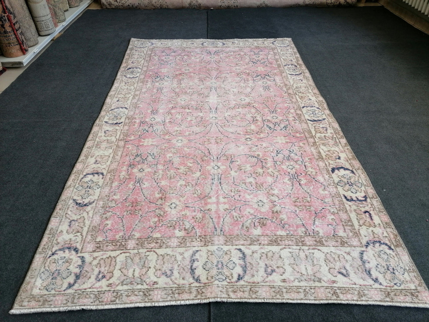 Vintage pink rug 4.6 x 8 blue vintage turkish rug, oushak rug