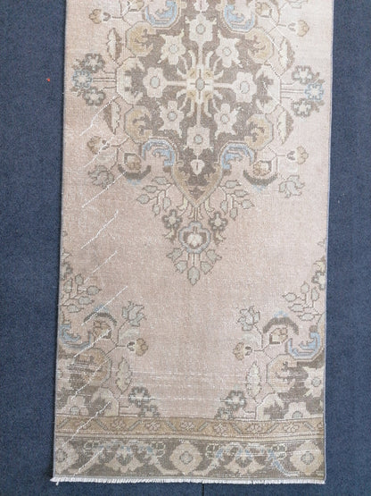 2.8 x 10.5 oushak runner rug , turkish runner rug, vintage turkish runner rug,