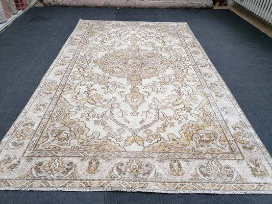 Neutral oushak wool rug 5.2 x 8.4 muted handmade rug, oushak rug, rustic rug, turkish rug,