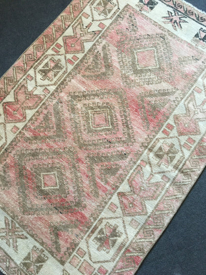 3x4 feet nautral faded turkish mini area rugs, handmade oushak bedroom rug, vintage red kitchen floor rug, small wide bathroom rug, wool rug